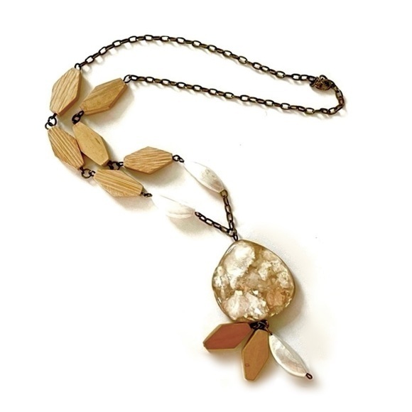 Authentic Bamboo - Capiz Shell Necklace! - Picture 1 of 2